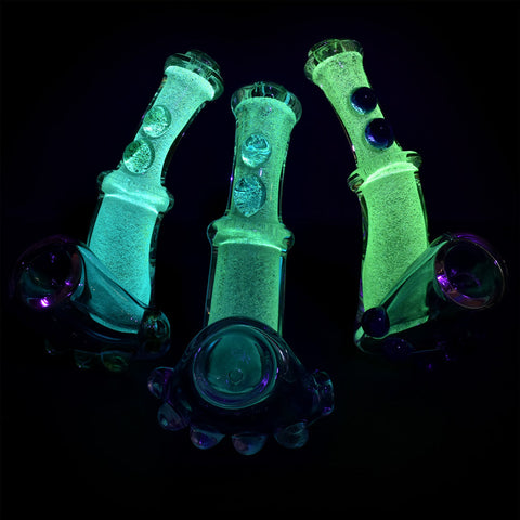 Glow In The Dark Aurora Sherlock Hand Pipe - 4.5"/Colors Vary