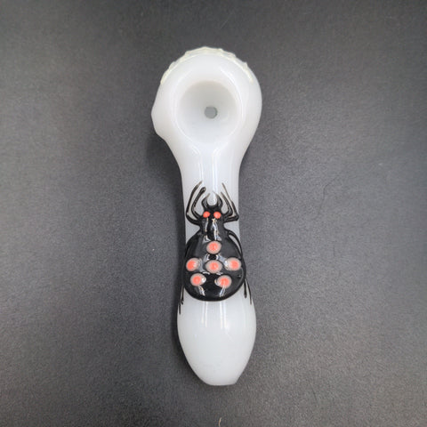 4" Glow In The Dark Hand Pipe Spider Design